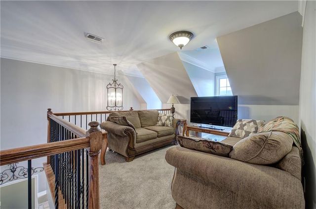 57 Colonial NW Circle, Cartersville, GA 30120