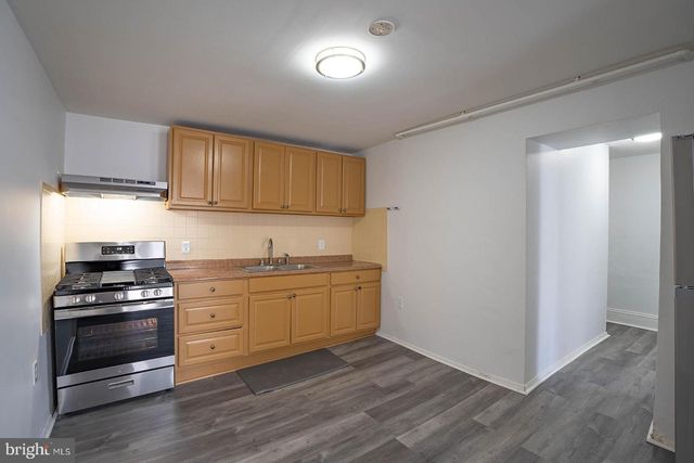 120--122 PERRY, Trenton, NJ 08618