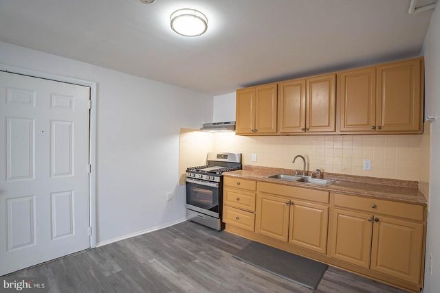 120--122 PERRY, Trenton, NJ 08618