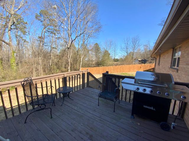 6 Terry Street, Rossville, GA 30741