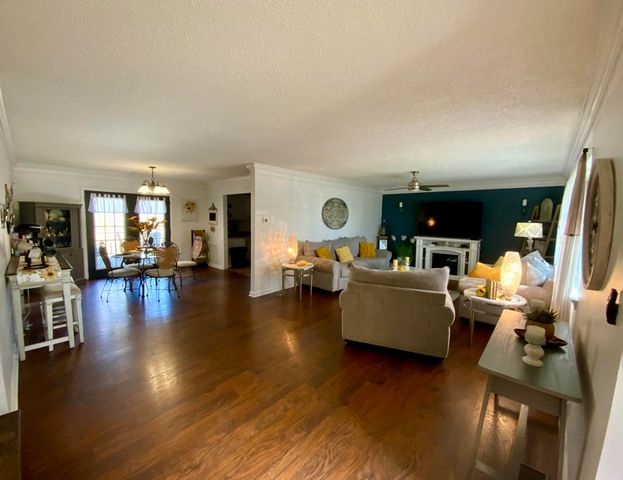 6 Terry Street, Rossville, GA 30741