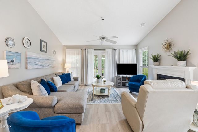 5204 Hogans Way, Clayton, NC 27520