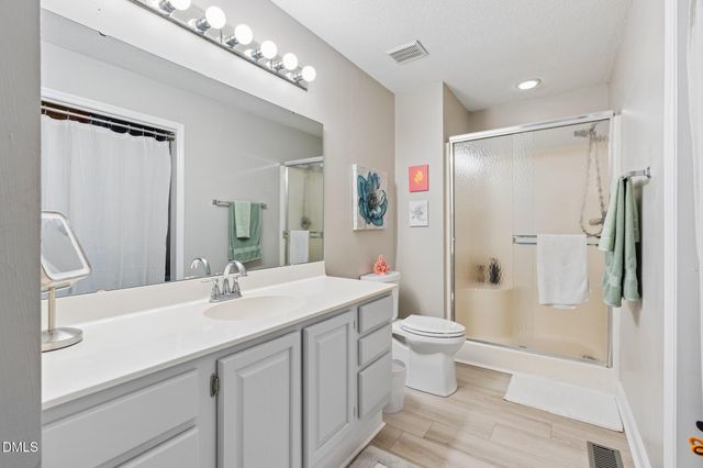 5204 Hogans Way, Clayton, NC 27520