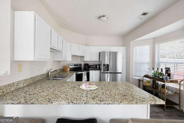 42 Berkeley Place, Cartersville, GA 30121