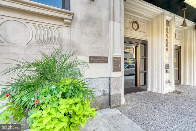 1324 Locust St Apt 428, Philadelphia, PA 19107