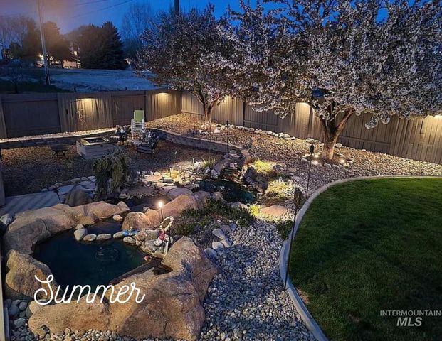 2432 Dorm Dr, Twin Falls, ID 83301