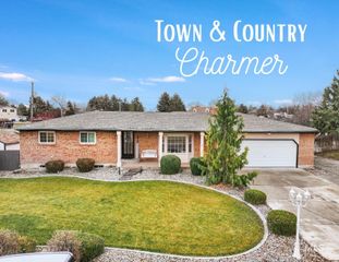 2432 Dorm Dr, Twin Falls, ID 83301