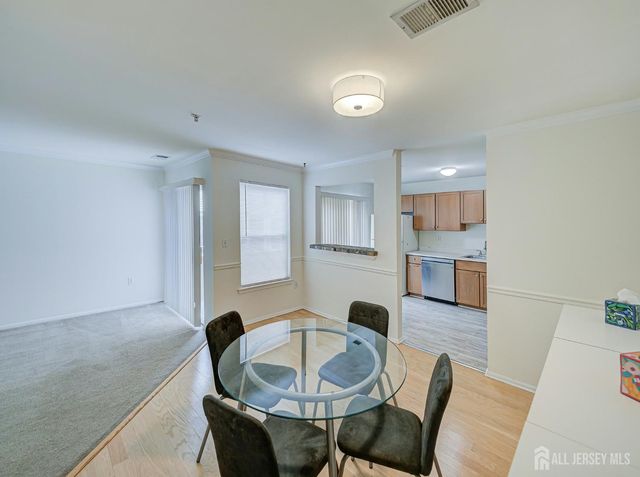 518 Great Beds Court, Perth Amboy, NJ 08861