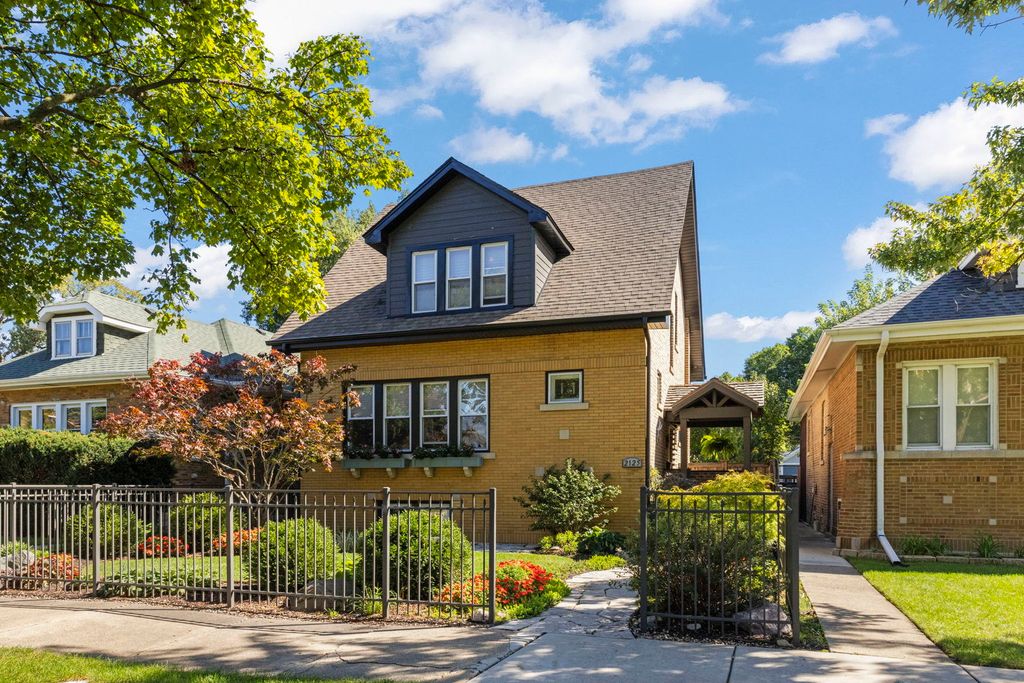 2125 N Neva Avenue, Chicago, IL 60707 — exterior