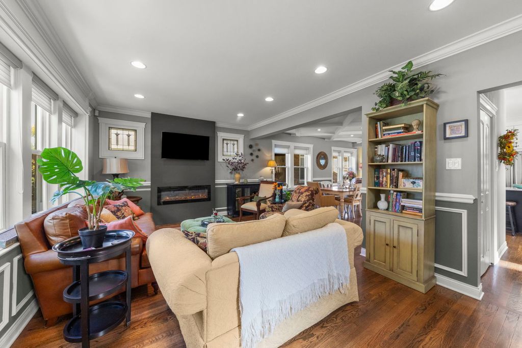 2125 N Neva Avenue, Chicago, IL 60707 — photo 4