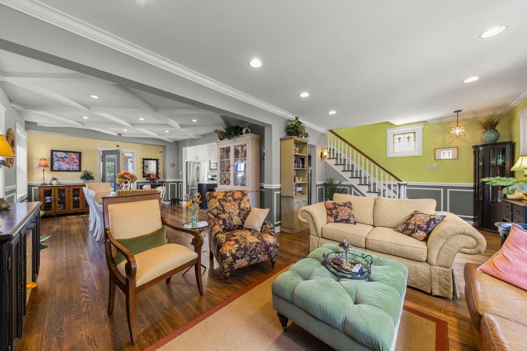 2125 N Neva Avenue, Chicago, IL 60707 — photo 5
