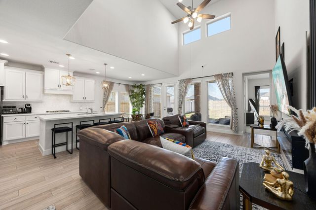 20923 Carriage Harness Way, Tomball, TX 77377