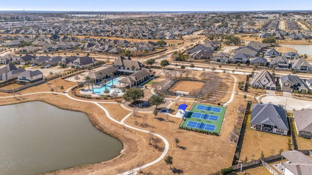 20923 Carriage Harness Way, Tomball, TX 77377