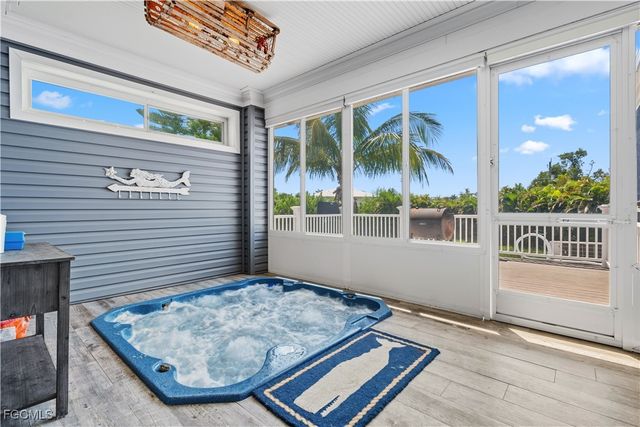 24572 Rio Villa Lakes CIR, Punta Gorda, FL 33950