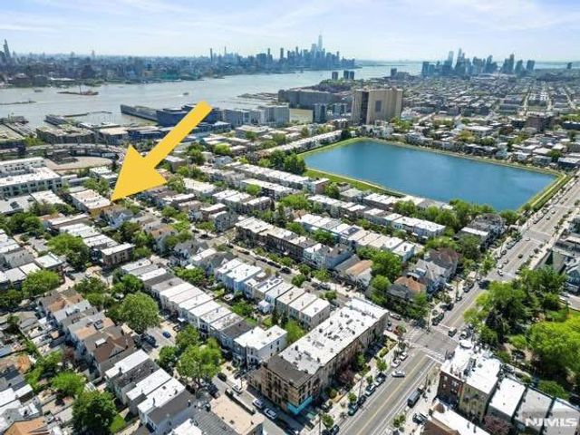 114 Shippen Street 2, Weehawken, NJ 07086