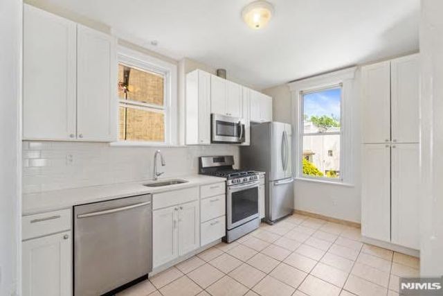 114 Shippen Street 2, Weehawken, NJ 07086