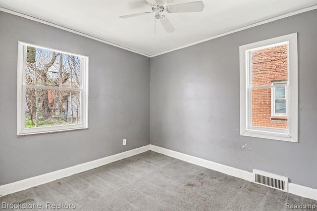 16605 Freeland Street, Detroit, MI 48235