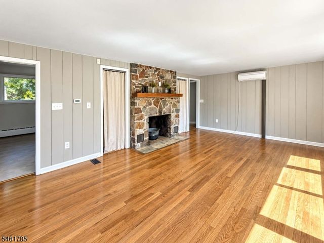 22 Mohican Rd, Blairstown Twp., NJ 07825