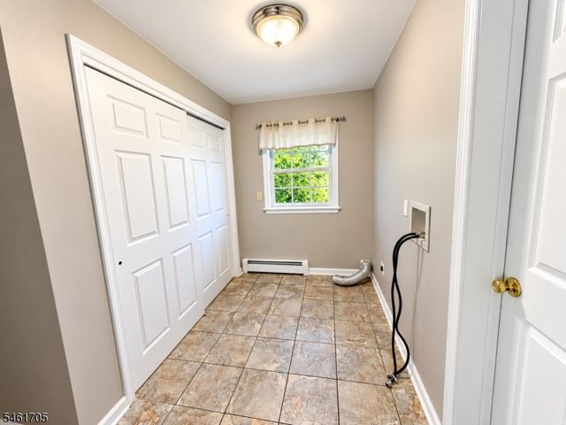 22 Mohican Rd, Blairstown Twp., NJ 07825