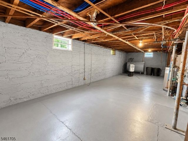 22 Mohican Rd, Blairstown Twp., NJ 07825