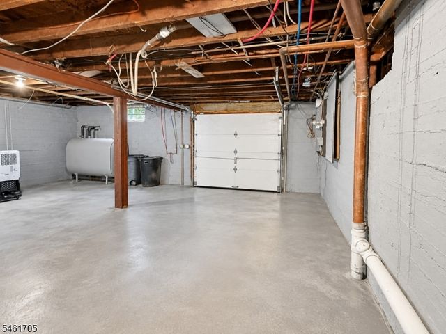 22 Mohican Rd, Blairstown Twp., NJ 07825