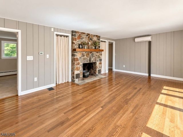 22 Mohican Rd, Blairstown Twp., NJ 07825