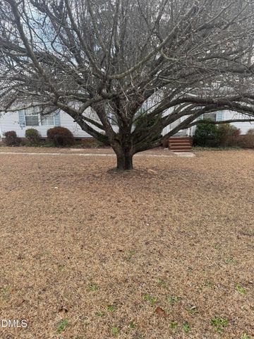 6333 Overhills Road, Spring Lake, NC 28390