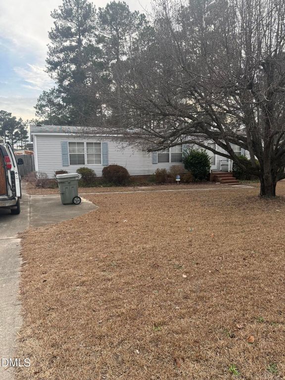 6333 Overhills Road, Spring Lake, NC 28390