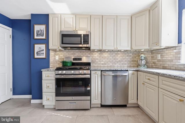 5430 VICARIS ST, Philadelphia, PA 19128