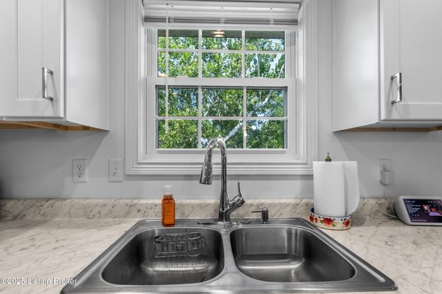 106 Distillery Ct, Bardstown, KY 40004