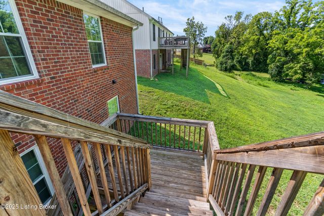 106 Distillery Ct, Bardstown, KY 40004