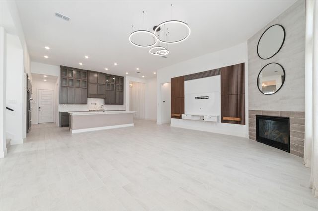 32018 Crested Knoll Court, Fulshear, TX 77441