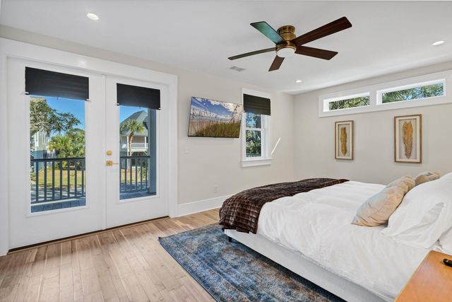 42 Battery Park Road, Edisto Island, SC 29438