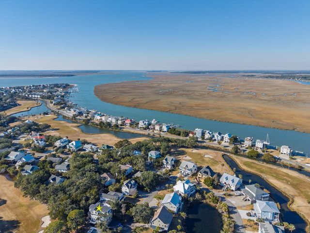 42 Battery Park Road, Edisto Island, SC 29438