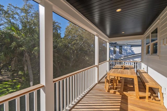 42 Battery Park Road, Edisto Island, SC 29438