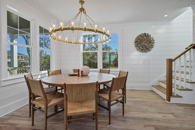 42 Battery Park Road, Edisto Island, SC 29438