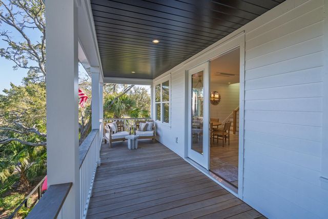 42 Battery Park Road, Edisto Island, SC 29438