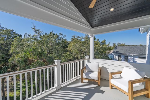 42 Battery Park Road, Edisto Island, SC 29438