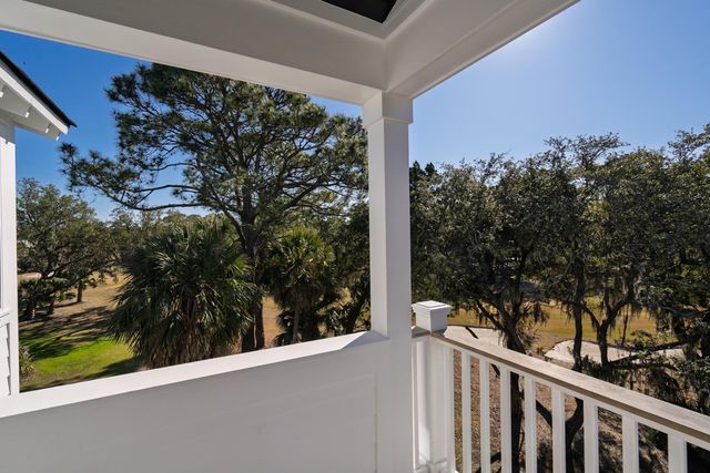 42 Battery Park Road, Edisto Island, SC 29438