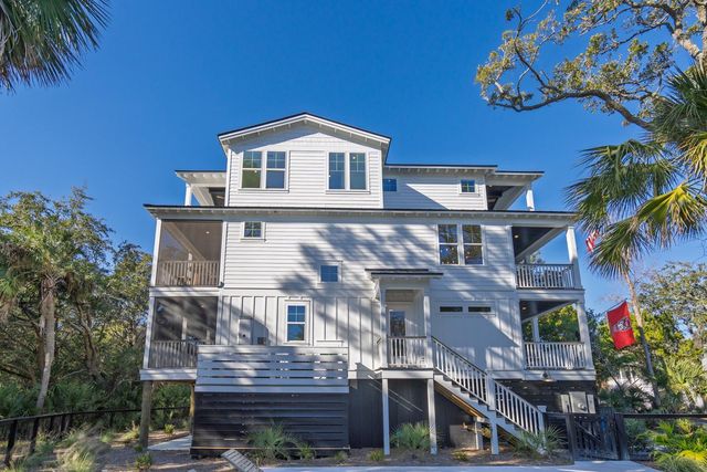 42 Battery Park Road, Edisto Island, SC 29438