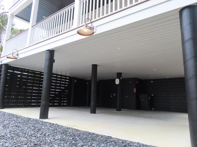 42 Battery Park Road, Edisto Island, SC 29438