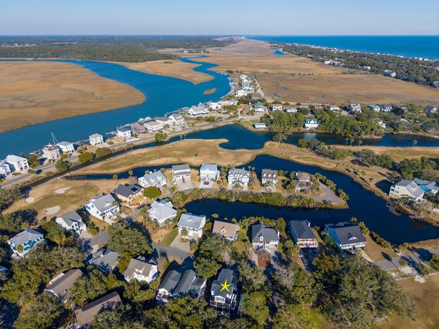 42 Battery Park Road, Edisto Island, SC 29438