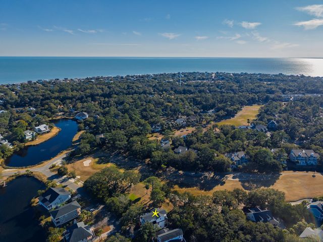 42 Battery Park Road, Edisto Island, SC 29438