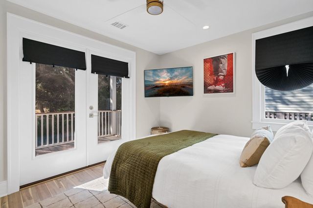 42 Battery Park Road, Edisto Island, SC 29438