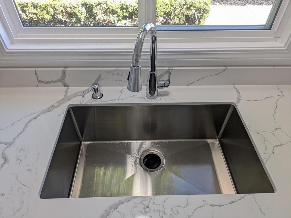 Image 13 of property listing at 194 S 24th Street, San Jose, CA 95116