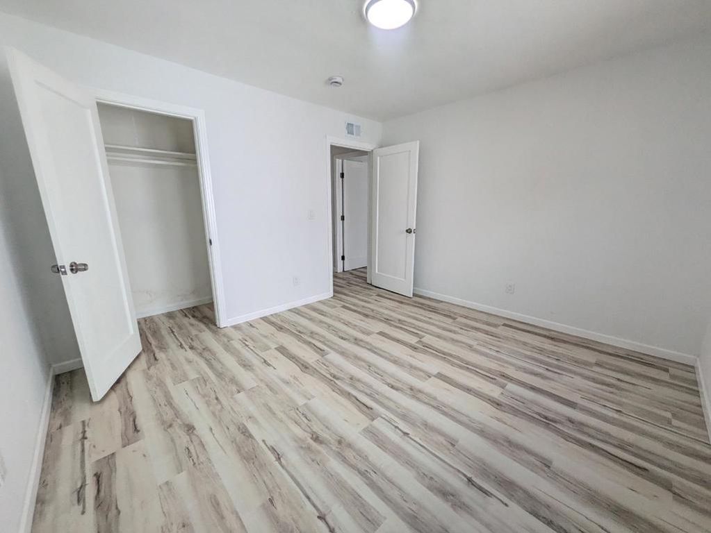 Image 21 of property listing at 194 S 24th Street, San Jose, CA 95116