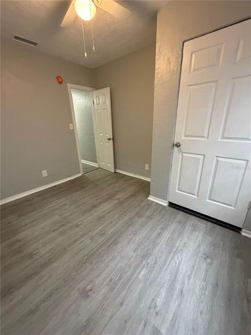 962 19TH AVENUE S B, St Petersburg, FL 33705