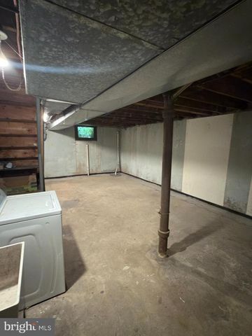 103 GARRISON RD, Brookhaven, PA 19015