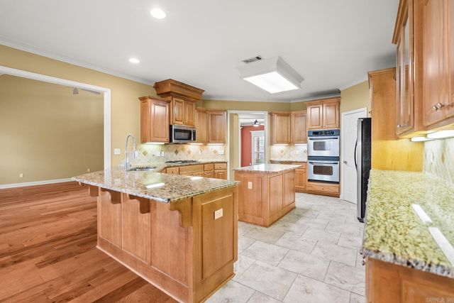 2110 Wellington Plantation Drive, Little Rock, AR 72211