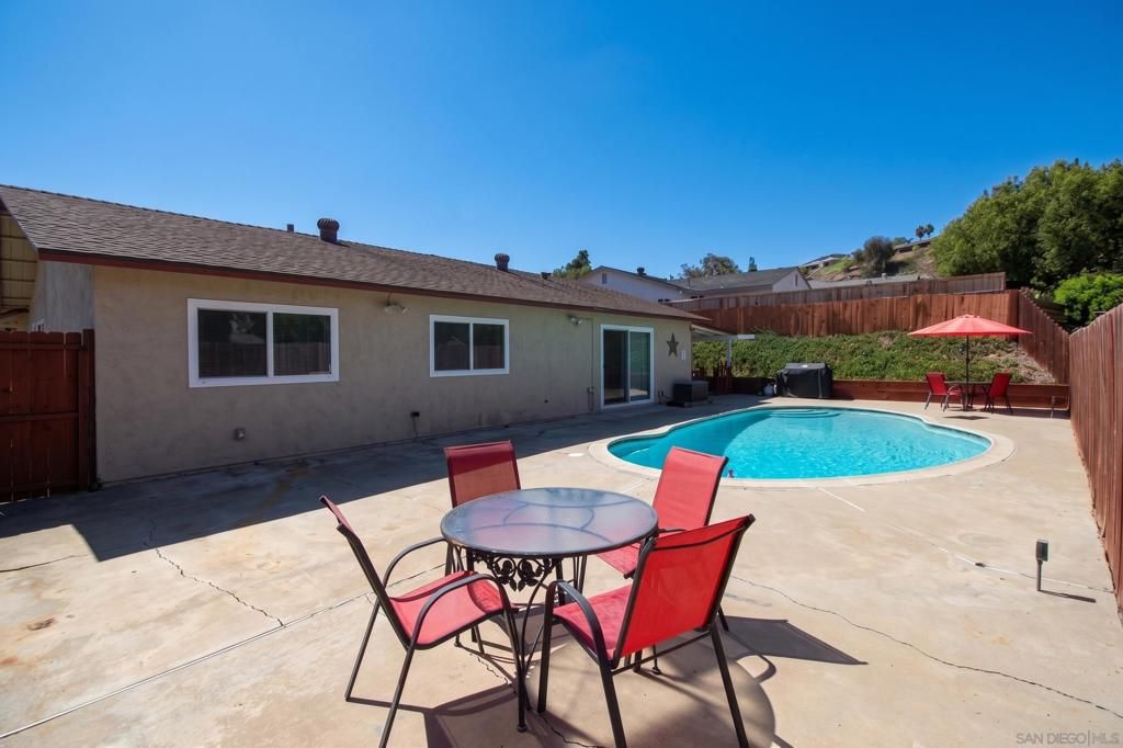11394 Almazon St, San Diego, CA 92129 — photo 3